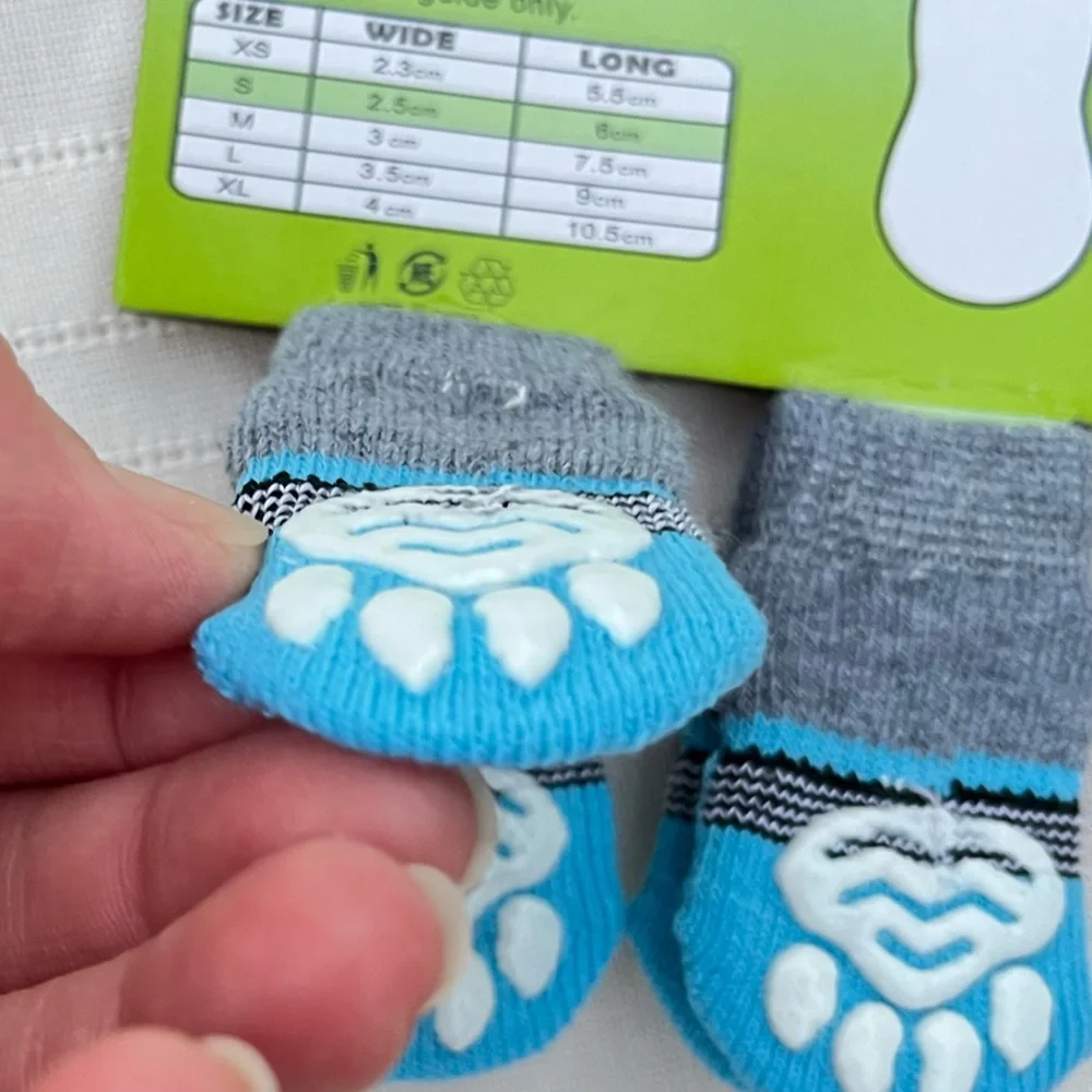 4 Anti Skid Socks for Dogs Small